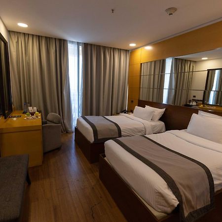 Coral Beach Hotel And Resort Beirut Eksteriør bilde